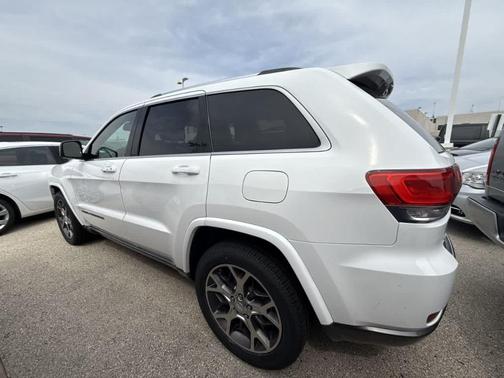 2018 Jeep Grand Cherokee Sterling Edition