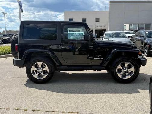 2016 Jeep Wrangler Sahara