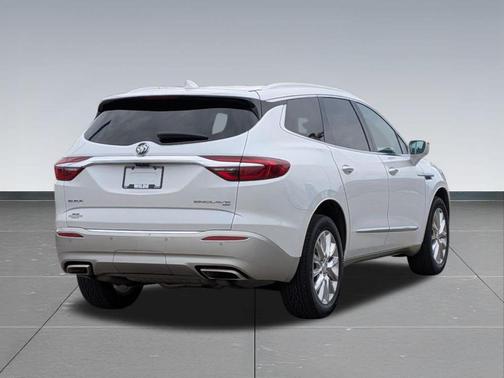 White Frost Tri-Coat 2018 Buick Enclave Premium