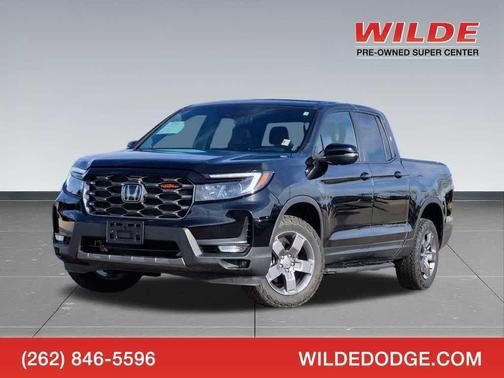 Crystal Black Pearl 2025 Honda Ridgeline TrailSport