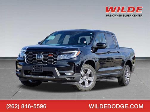 Crystal Black Pearl 2025 Honda Ridgeline TrailSport