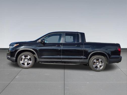 Crystal Black Pearl 2025 Honda Ridgeline TrailSport