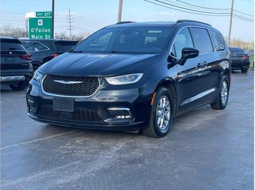 2022 Chrysler Pacifica Touring