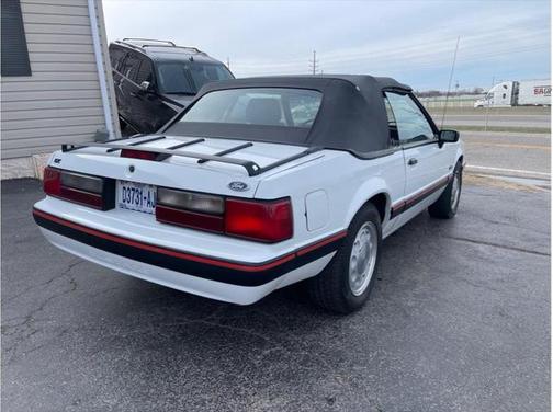 1988 Ford Mustang LX