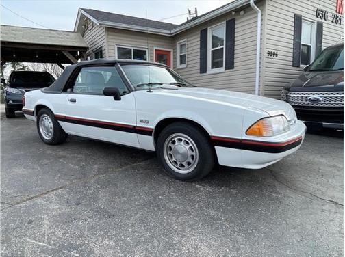 1988 Ford Mustang LX