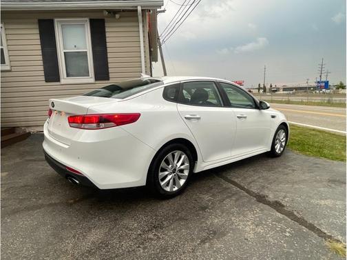 2018 Kia Optima LX
