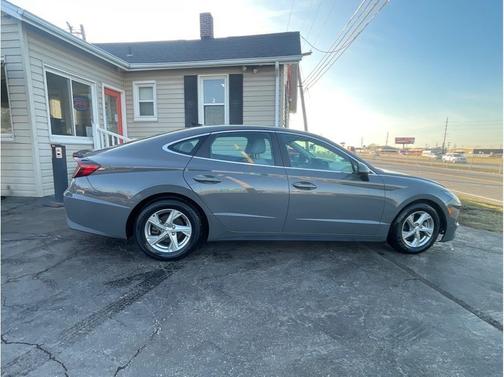 2021 Hyundai SONATA SE