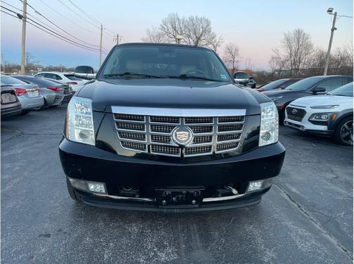 2013 Cadillac Escalade Luxury