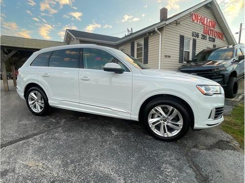 2023 Audi Q7 55 Premium Plus