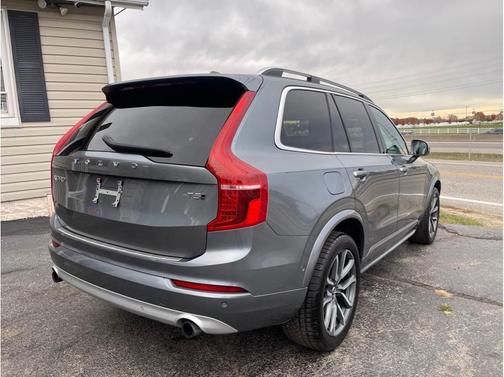 2019 Volvo XC90 T5 Momentum