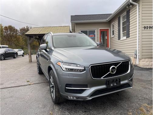 2019 Volvo XC90 T5 Momentum