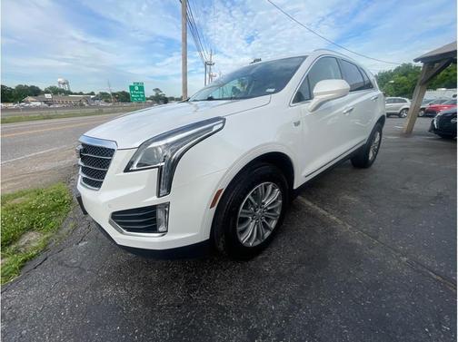 Crystal White Tricoat 2019 Cadillac XT5 Luxury