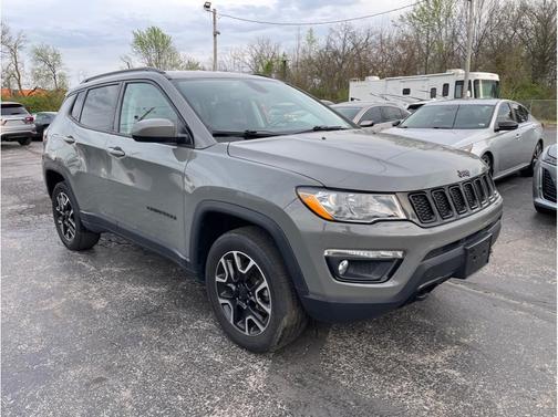 Sting-Gray Clearcoat 2019 Jeep Compass Upland Edition 4x4