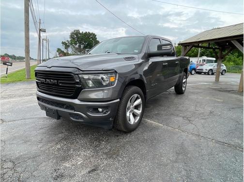 Granite Crystal Metallic Clearcoat 2020 RAM 1500 Big Horn/Lone Star