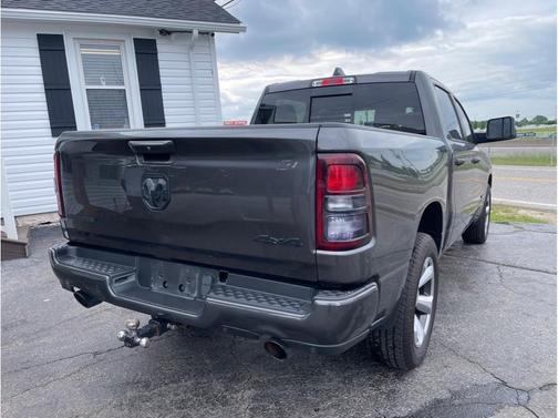 Granite Crystal Metallic Clearcoat 2020 RAM 1500 Big Horn/Lone Star