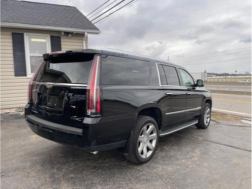 2017 Cadillac Escalade ESV Sport