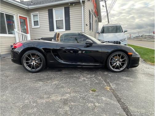 2013 Porsche Boxster Convertible 2D