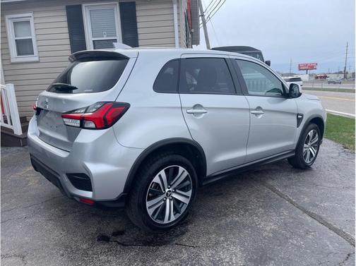 2024 Mitsubishi Outlander Sport 2.0 ES