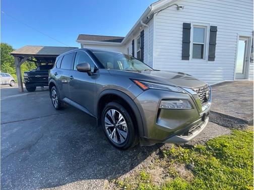 Gun Metallic 2021 Nissan Rogue SV