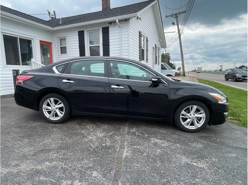 Super Black 2015 Nissan Altima 2.5 SL