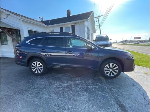 Cosmic Blue Pearl 2023 Subaru Outback Premium
