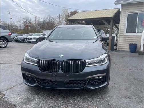 2018 BMW 750 i xDrive