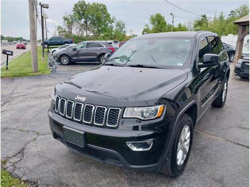 2022 Jeep Grand Cherokee Laredo
