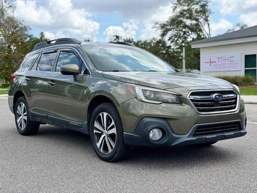 Wilderness Green Metallic 2018 Subaru Outback 2.5i Limited