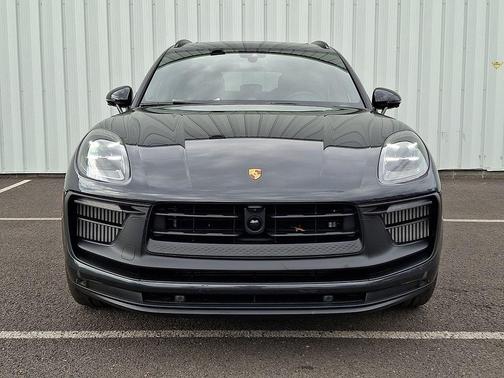 2026 Porsche Macan Macan GTS