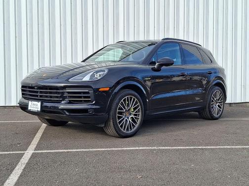 2023 Porsche Cayenne Cayenne E-Hybrid Platinum Edition