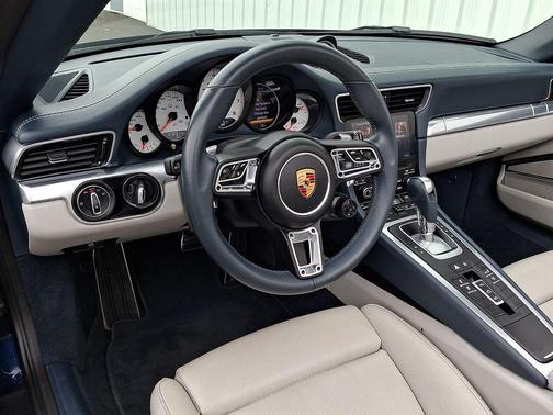 2019 Porsche 911 Turbo