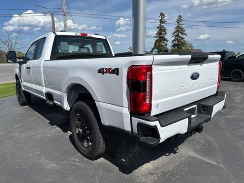 2025 Ford F-350 XL