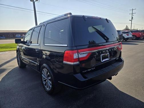 2016 Lincoln Navigator Select