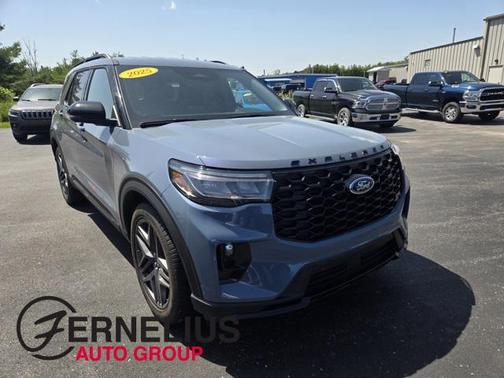 2025 Ford Explorer ST