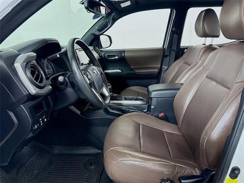 2017 Toyota Tacoma Limited