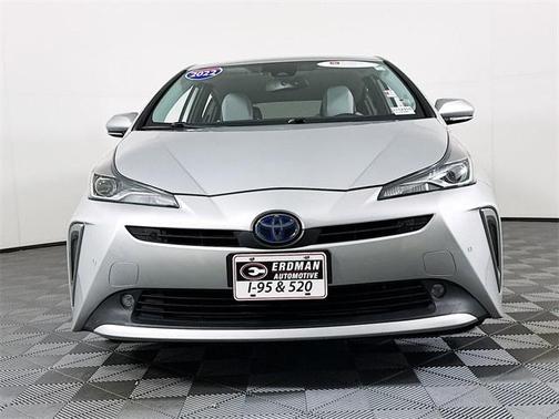 2022 Toyota Prius XLE
