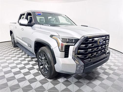 2022 Toyota Tundra Hybrid Platinum