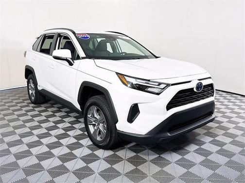 2023 Toyota RAV4 Hybrid XLE