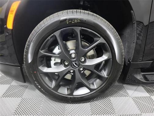 2024 Chrysler Pacifica Touring-L