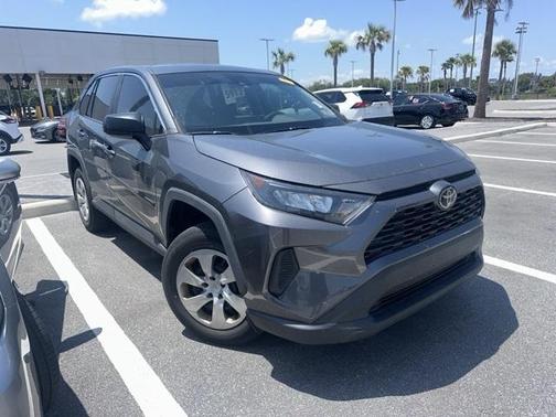 2022 Toyota RAV4 LE