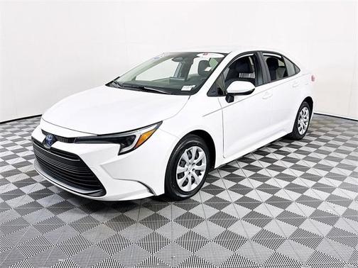 2025 Toyota Corolla Hybrid LE