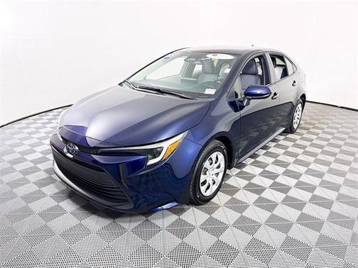2025 Toyota Corolla Hybrid LE