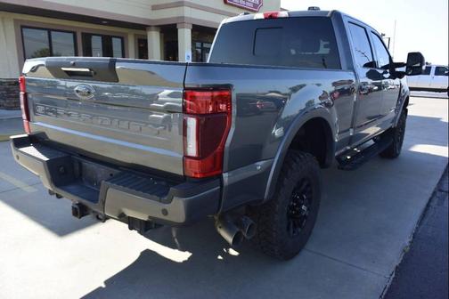 2022 Ford F-250 Lariat 4x4 4dr Crew Cab 8 ft. LB Pickup