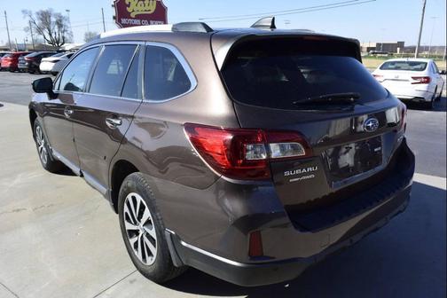 2019 Subaru Outback 2.5i Touring