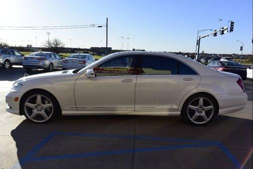 2013 Mercedes-Benz S-Class S 550 4dr Sedan