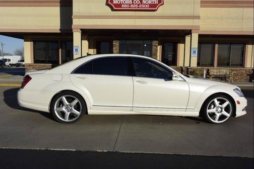2013 Mercedes-Benz S-Class S 550 4dr Sedan