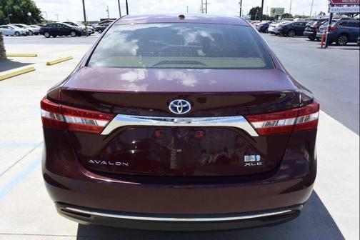2013 Toyota Avalon Hybrid XLE Touring