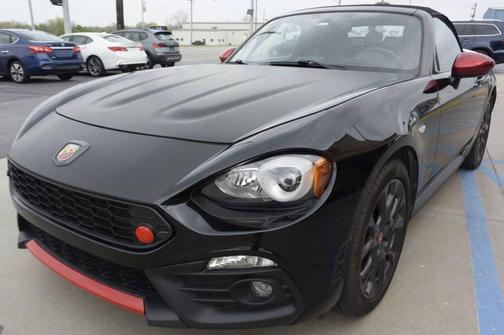 2017 FIAT 124 Spider Base