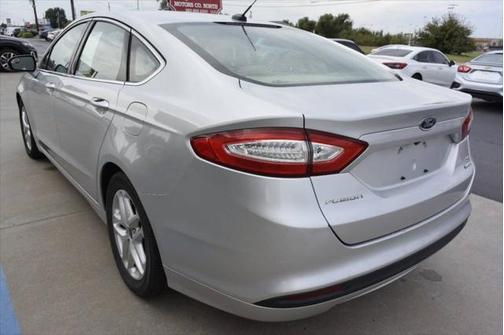 2015 Ford Fusion SE