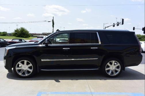 2018 Cadillac Escalade ESV Premium Luxury